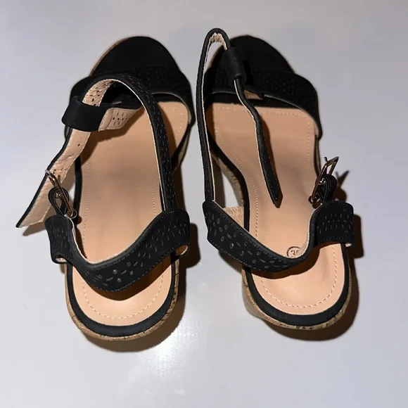 Black wedges 7.5 - Picture 4 of 7